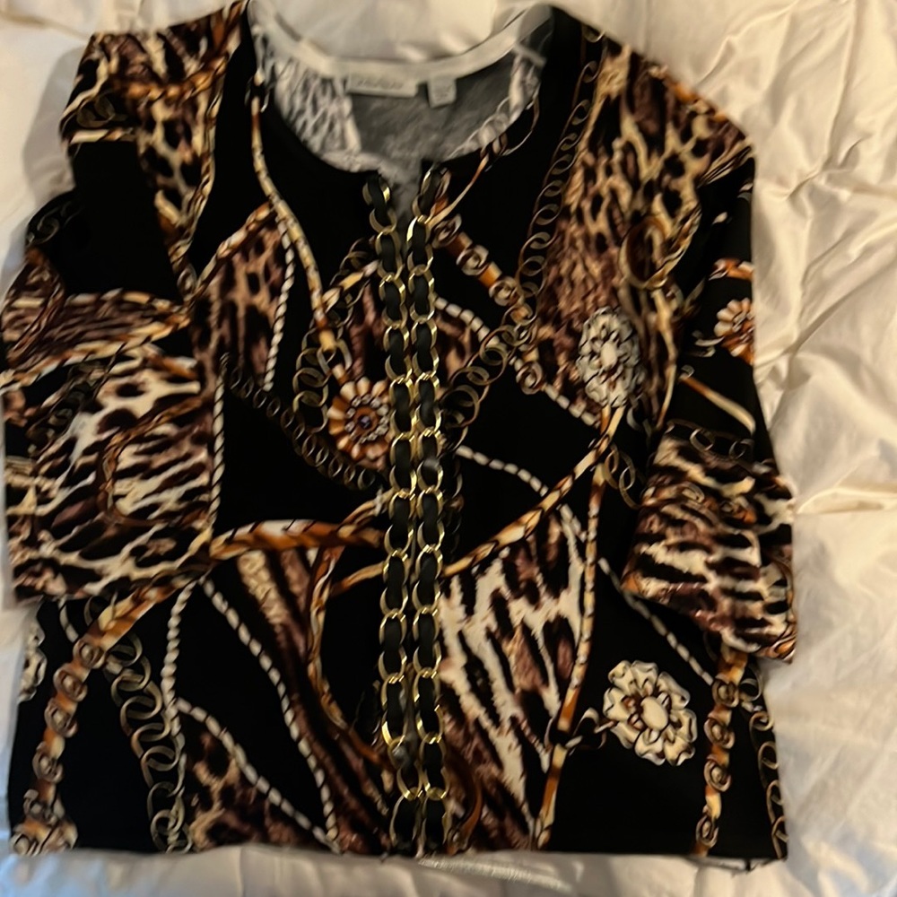 Boston Proper SZ. Medium, Sweater Cardigan.
